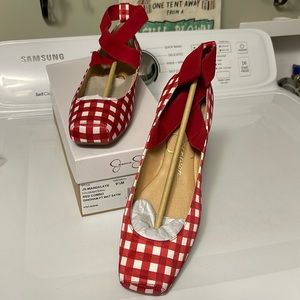 Jessica Simpson Women's Mandalaye Square Toe Ankle-Wrap Ballet Flat